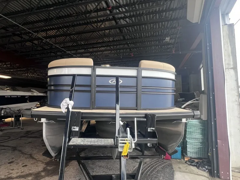 Slide: The Image of Harris SUNLINER 230 SLDH 2024 - 4