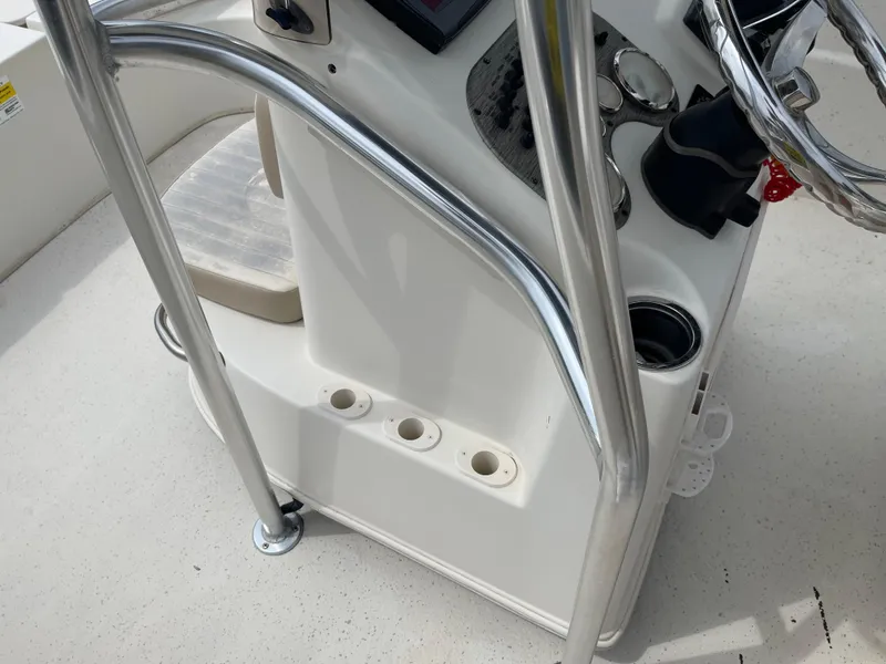 Slide: The Image of Interior view of a 2014 Carolina Skiff 218 DLV boat. - 36