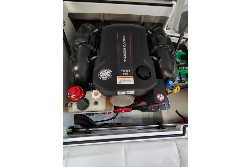 Slide: The Image of Volvo Penta 300 V8 engine in 2016 Cobalt 220 boat, detailed view. - 15
