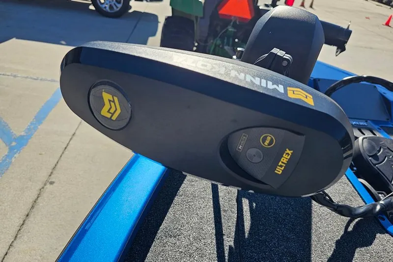 Slide: The Image of Minn Kota Ultrex motor on 2026 Vexus AVX1880 boat, close-up view. - 27