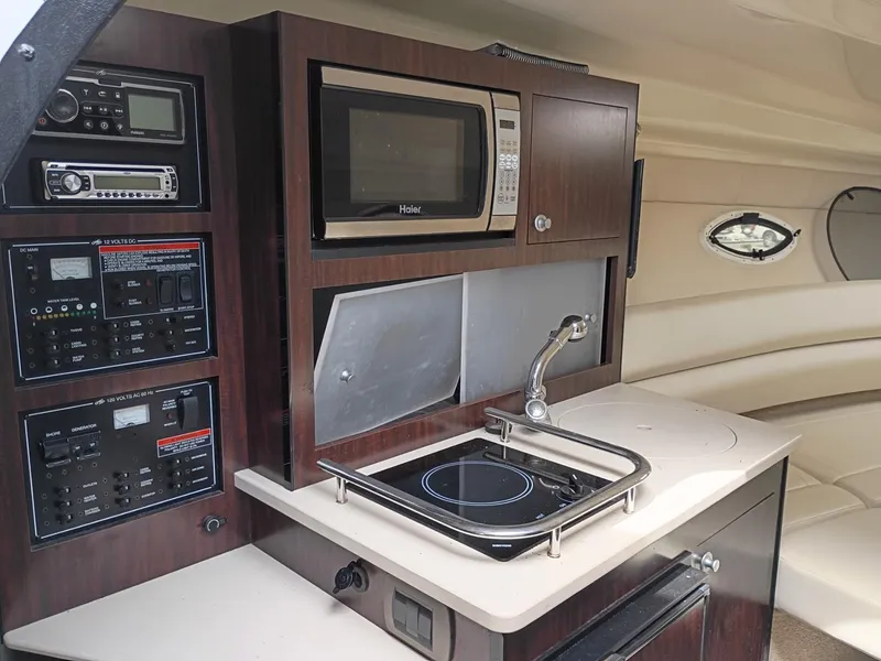 Slide: The Image of Monterey 260 SCR 2013 - 17