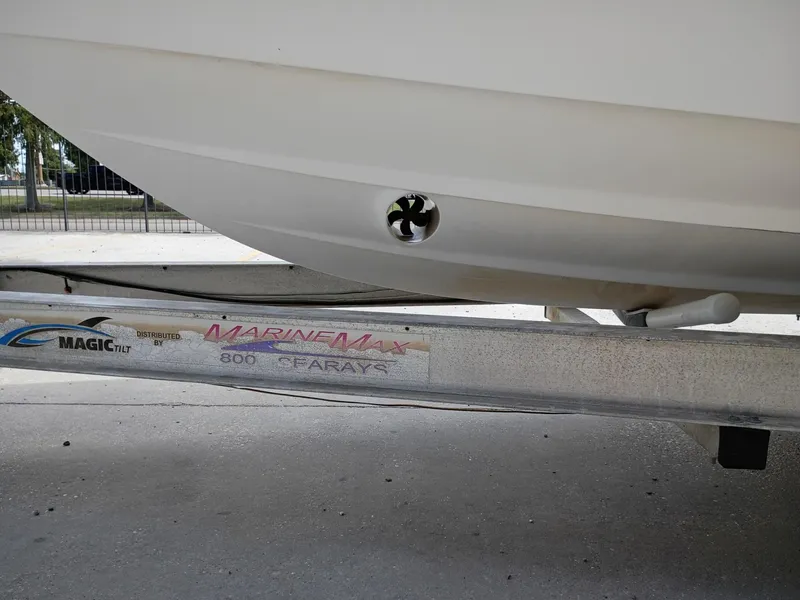 Slide: The Image of Monterey 260 SCR 2013 - 4