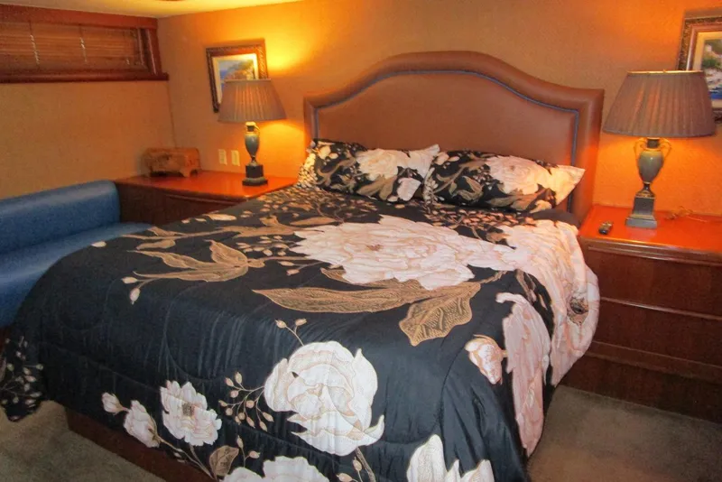 Slide: The Image of Master cabin - 22