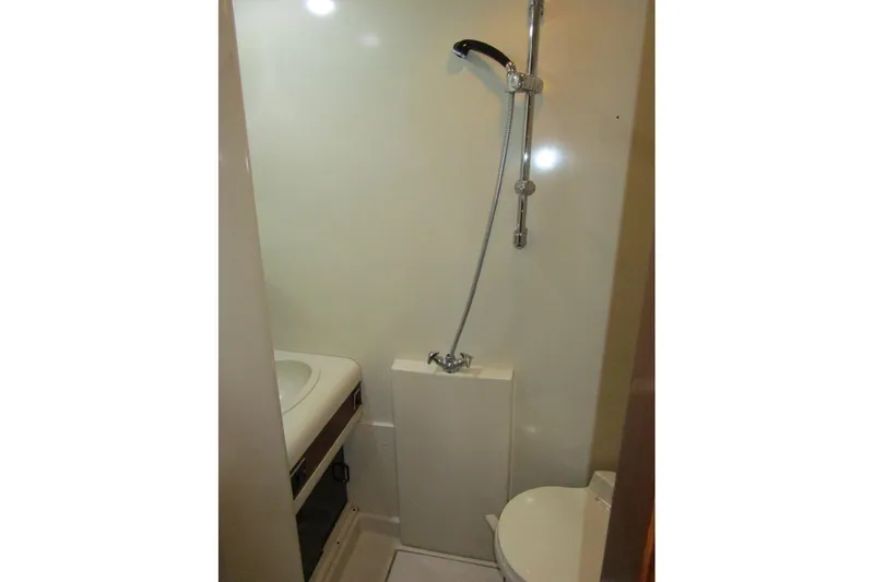 Slide: The Image of Starboard cabin head - 38