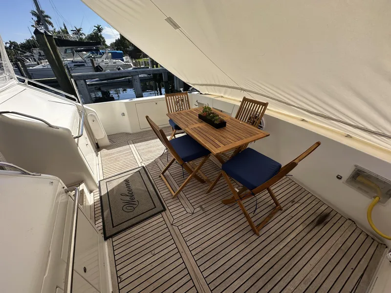 Slide: The Image of Uniesse 57 Open 1999 - 103