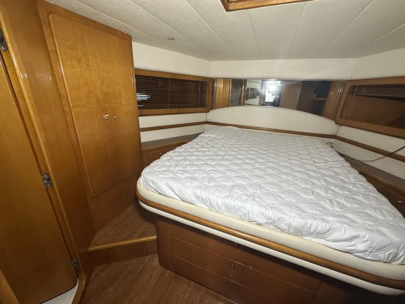 Slide: The Image of Uniesse 57 Open 1999 - 65