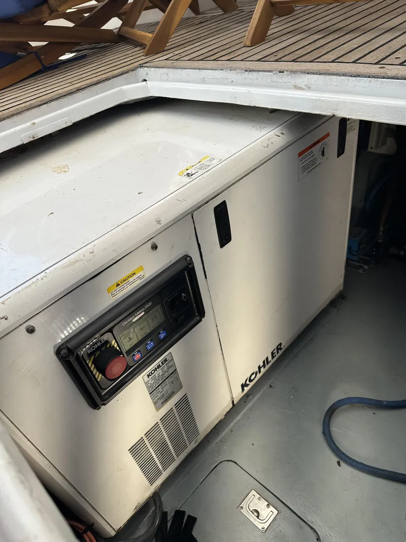 Slide: The Image of Uniesse 57 Open 1999 - 90