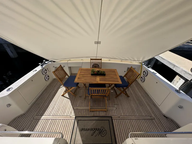 Slide: The Image of Uniesse 57 Open 1999 - 97