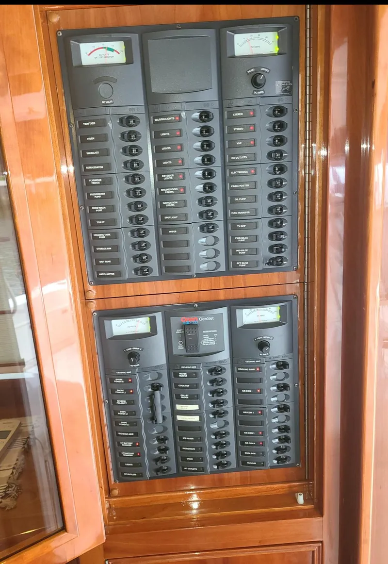 Slide: The Image of Electrical panel of 2009 Riviera 47 Enclosed Flybridge Series II yacht. - 22