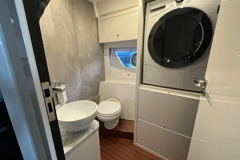 Slide: The Image of Luxury 2019 Schaefer 510 GT Pininfarina yacht guest head. - 16