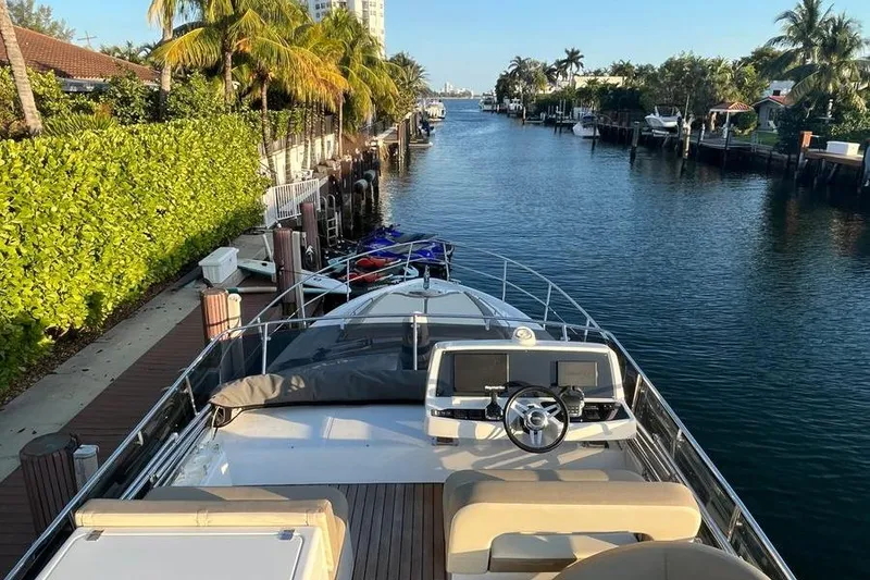 Slide: The Image of Luxury 2019 Schaefer 510 GT Pininfarina yacht flybridge. - 33