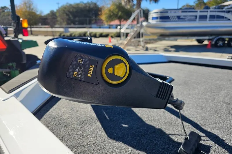 Slide: The Image of Trolling motor on 2026 Vexus Defender 189 boat, featuring Minn Kota Edge control. - 22