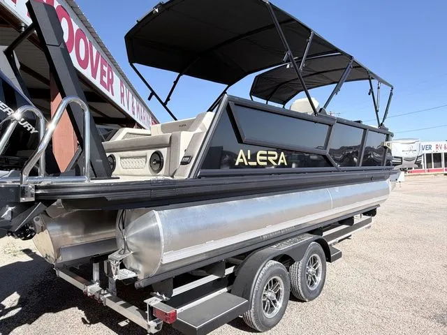 Slide: The Image of Alera M 23L 2026 - 15