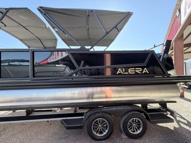 Slide: The Image of Alera M 23L 2026 - 9