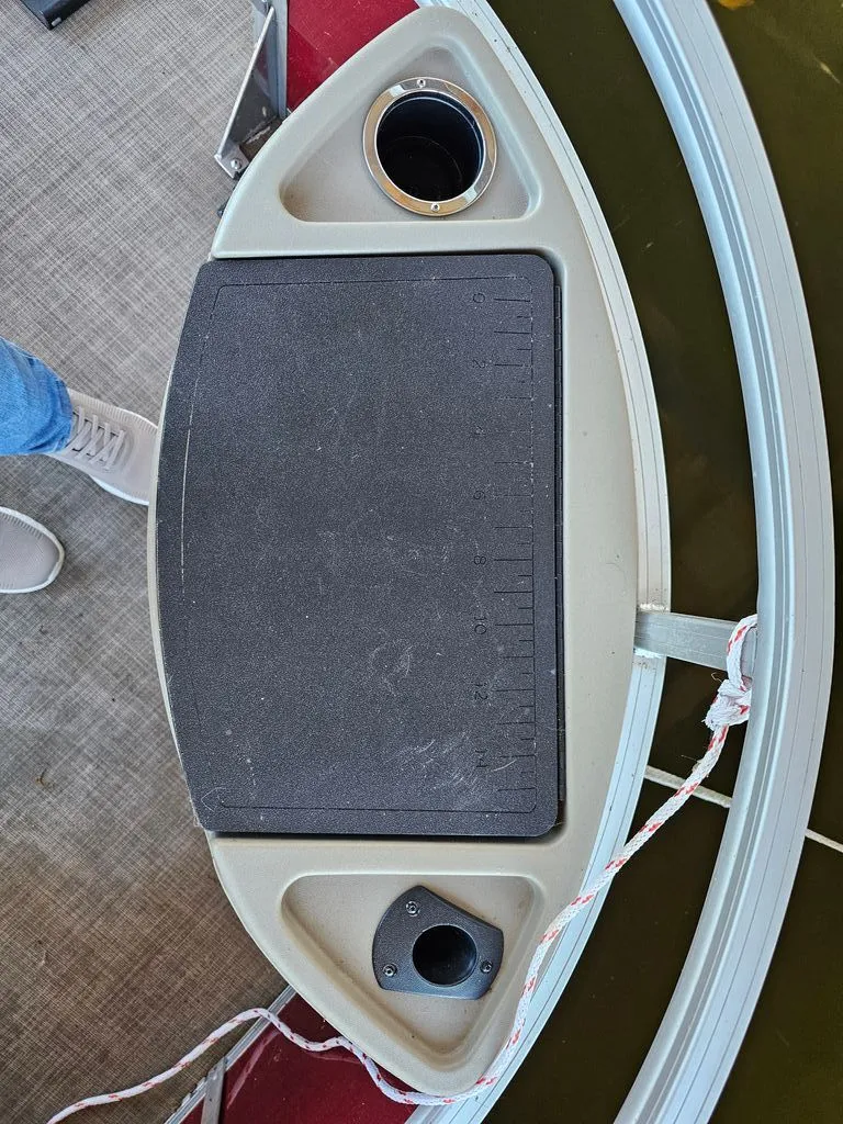 Slide: The Image of Sun Tracker Bass Buggy 2022 - 13