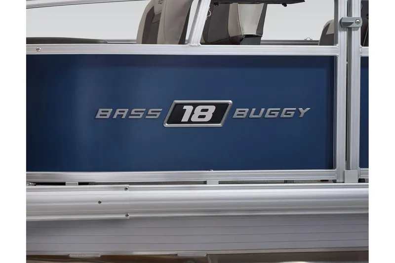 Slide: The Image of Sun Tracker Bass Buggy 18 DLX 2026 - 73