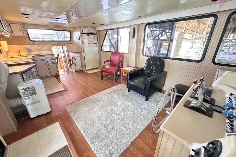 Slide: The Image of large open spaces in the salon/ galley. - 64