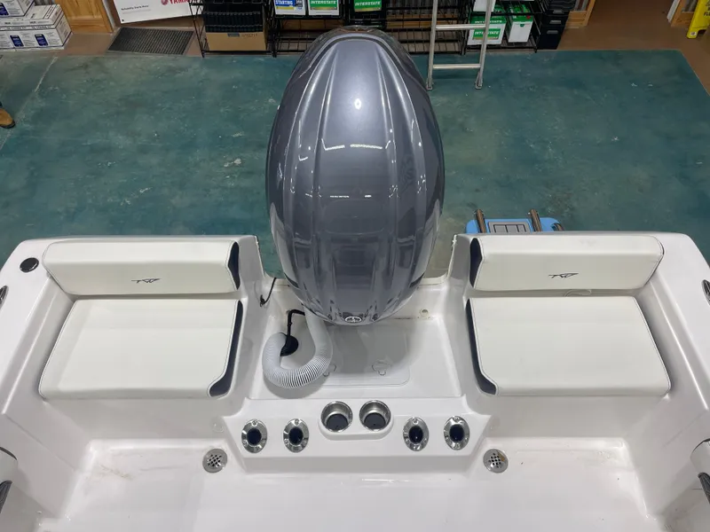 Slide: The Image of Tidewater 198 CC Adventure 2026 - 7