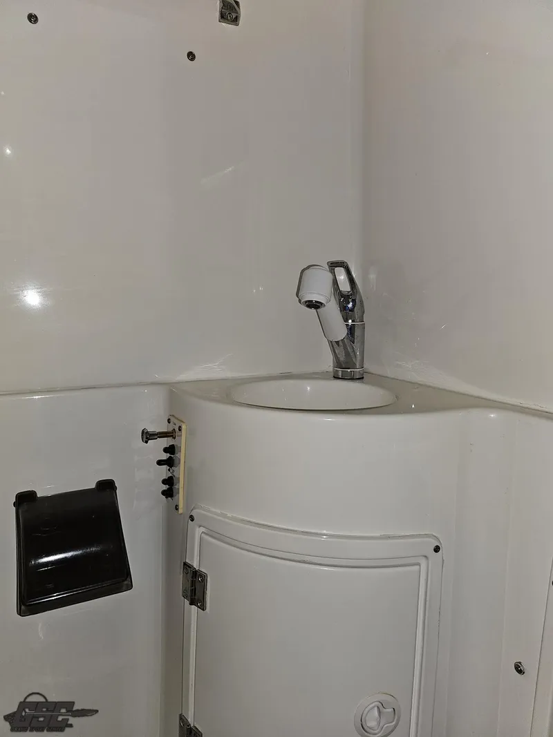 Slide: The Image of Triton 351 CC 2007 - 104