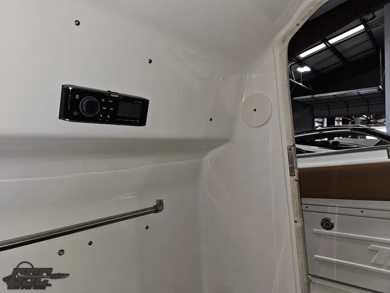 Slide: The Image of Triton 351 CC 2007 - 105