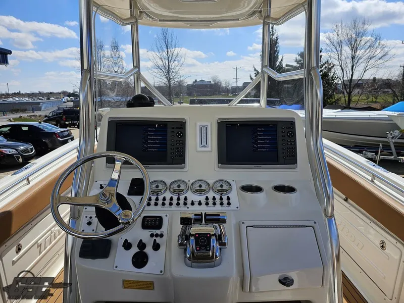 Slide: The Image of Triton 351 CC 2007 - 51