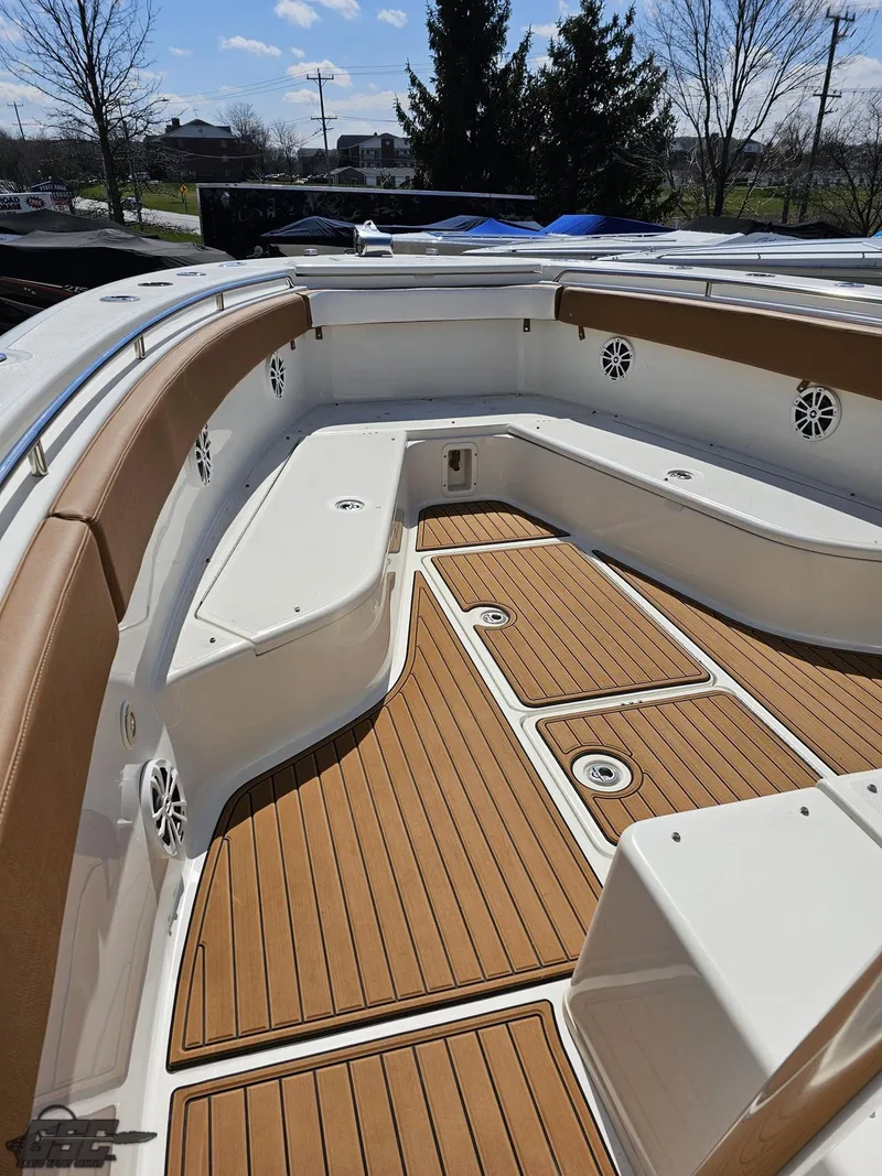 Slide: The Image of Triton 351 CC 2007 - 59