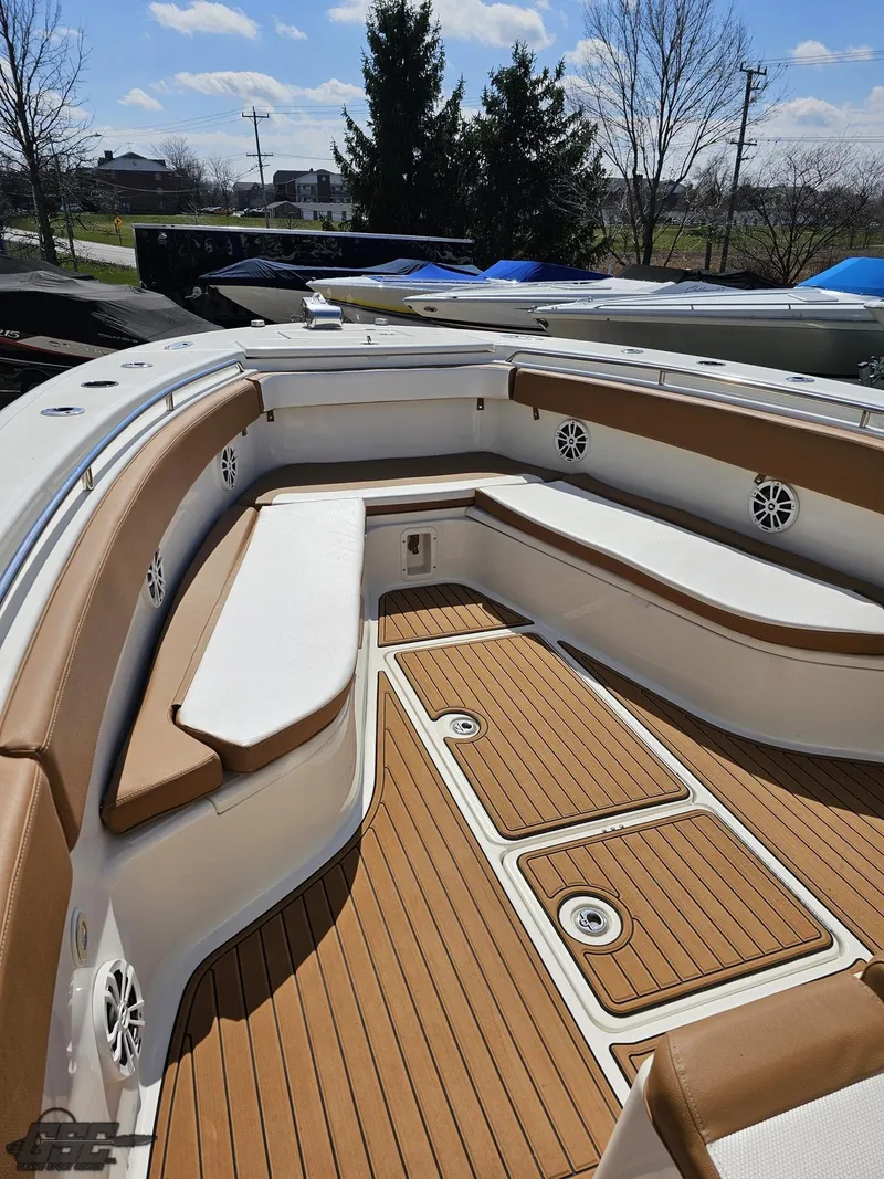 Slide: The Image of Triton 351 CC 2007 - 61