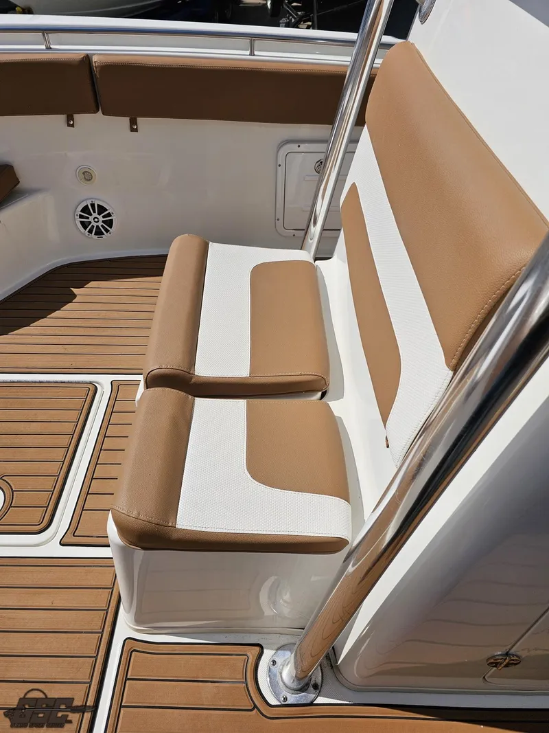 Slide: The Image of Triton 351 CC 2007 - 62