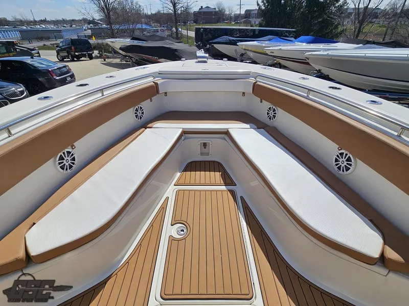 Slide: The Image of Triton 351 CC 2007 - 70