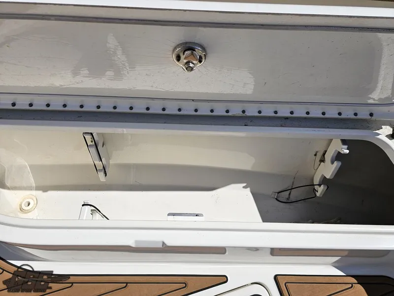 Slide: The Image of Triton 351 CC 2007 - 73