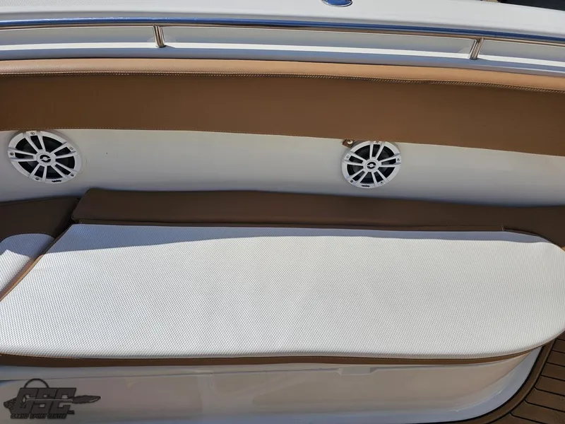 Slide: The Image of Triton 351 CC 2007 - 75