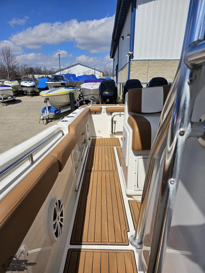 Slide: The Image of Triton 351 CC 2007 - 91