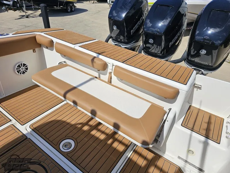 Slide: The Image of Triton 351 CC 2007 - 95