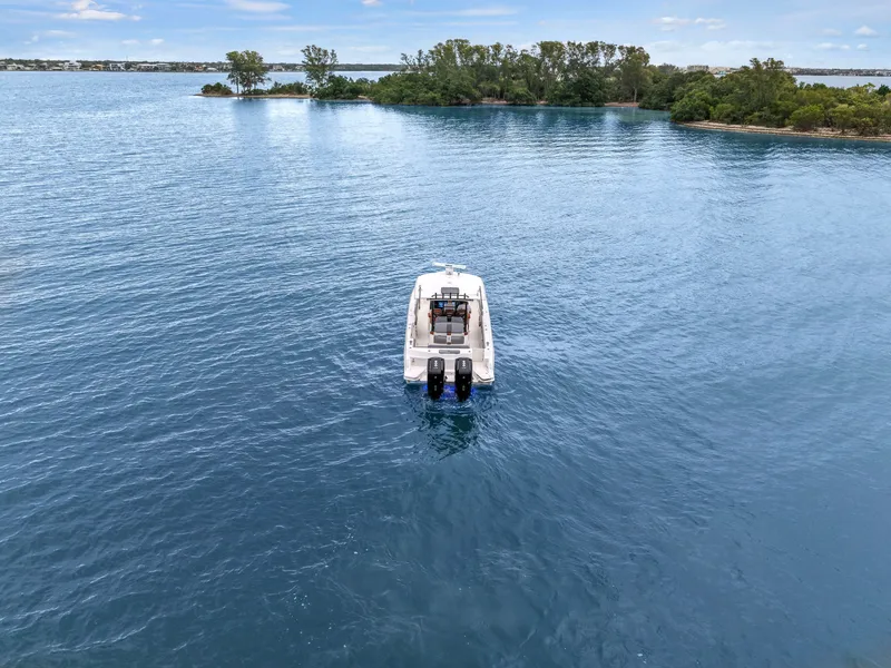 Slide: The Image of Boston Whaler 360 Outrage 2024 - 23