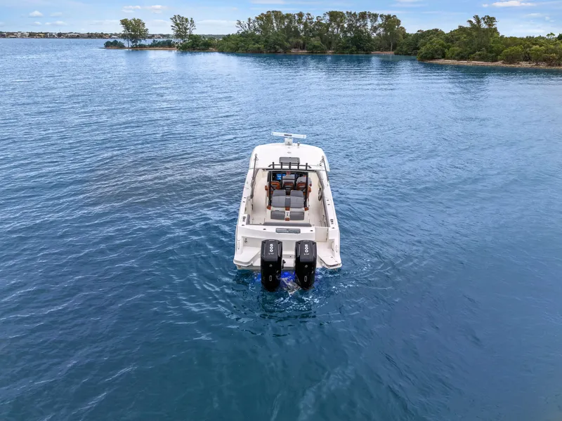 Slide: The Image of Boston Whaler 360 Outrage 2024 - 24