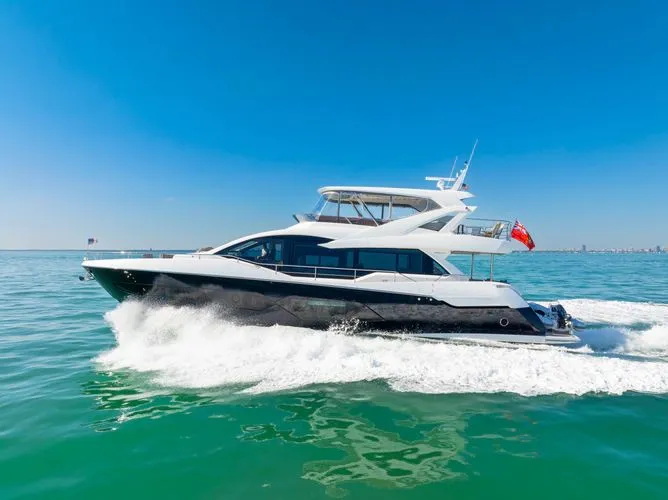 Slide: The Image of 2020 Sunseeker 76 Yacht - Image 15 - 15