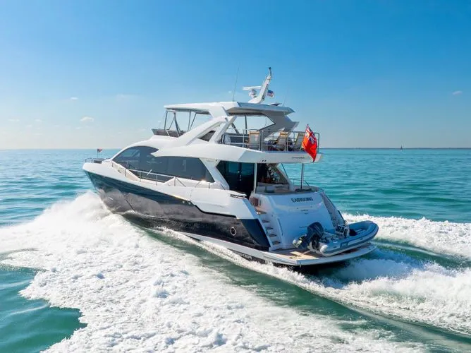 Slide: The Image of 2020 Sunseeker 76 Yacht - Image 16 - 16