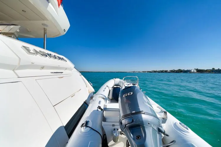 Slide: The Image of 2020 Sunseeker 76 Yacht - Image 18 - 18