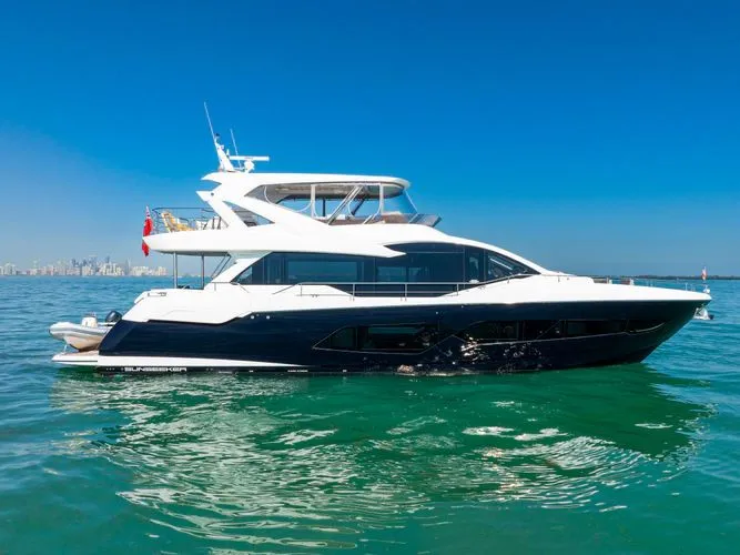 Slide: The Image of 2020 Sunseeker 76 Yacht - Image 2 - 2