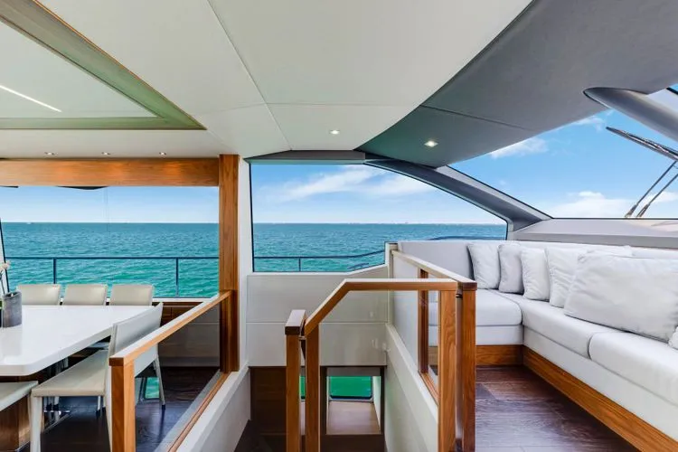 Slide: The Image of 2020 Sunseeker 76 Yacht - Image 43 - 43