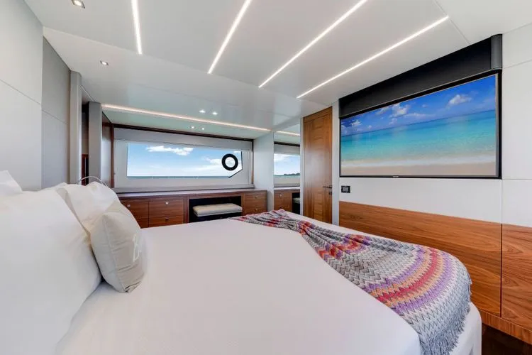 Slide: The Image of 2020 Sunseeker 76 Yacht - Image 50 - 50