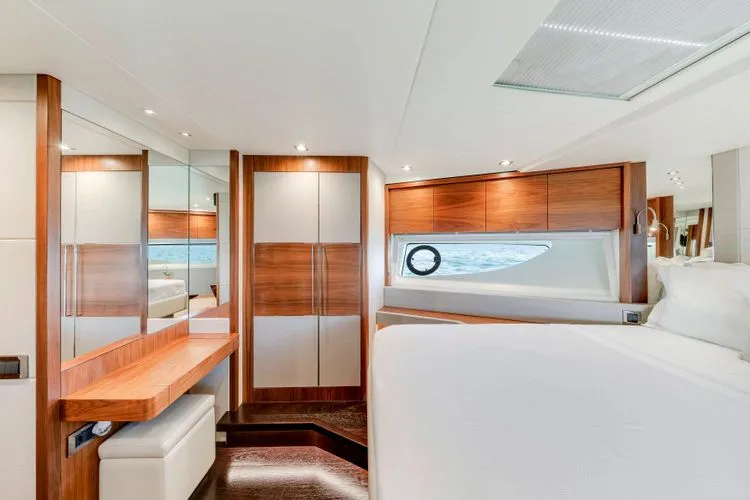 Slide: The Image of 2020 Sunseeker 76 Yacht - Image 63 - 63