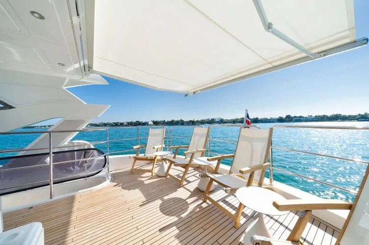 Slide: The Image of 2020 Sunseeker 76 Yacht - Image 77 - 77