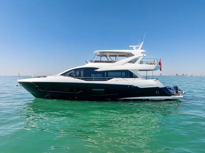 Slide: The Image of 2020 Sunseeker 76 Yacht - Image 8 - 8