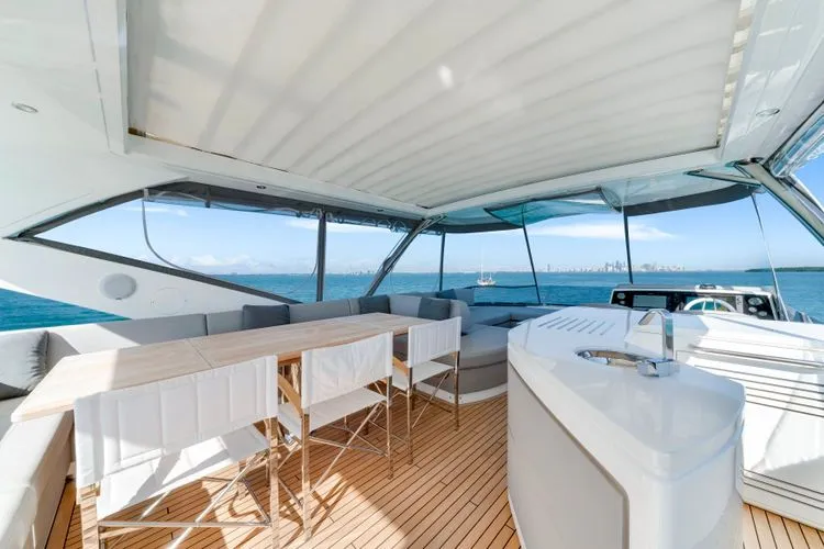 Slide: The Image of 2020 Sunseeker 76 Yacht - Image 80 - 80