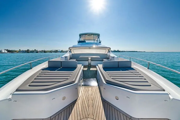 Slide: The Image of 2020 Sunseeker 76 Yacht - Image 94 - 94