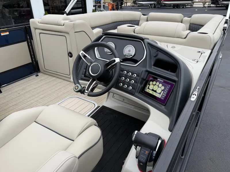 Slide: The Image of Barletta L25UC 2019 - 15