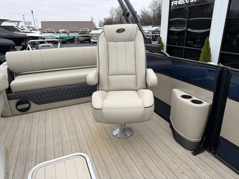 Slide: The Image of Barletta L25UC 2019 - 17