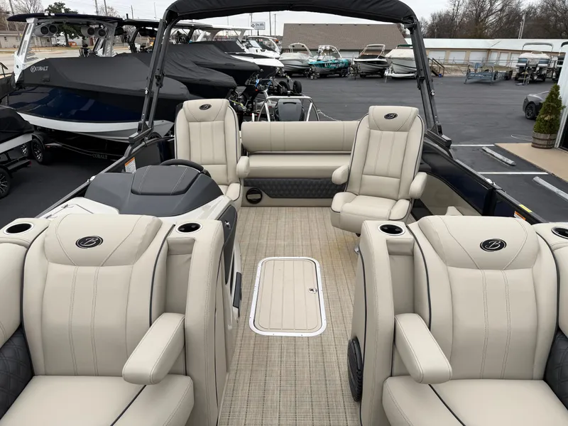 Slide: The Image of Barletta L25UC 2019 - 22