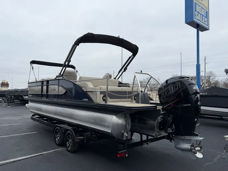 Slide: The Image of Barletta L25UC 2019 - 6